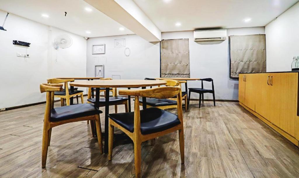 Hotel Orient Avenue Nagpur Extérieur photo